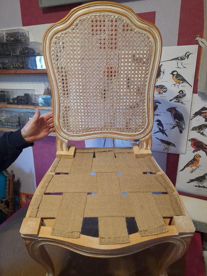 Cannage de chaise (sur devis)￼