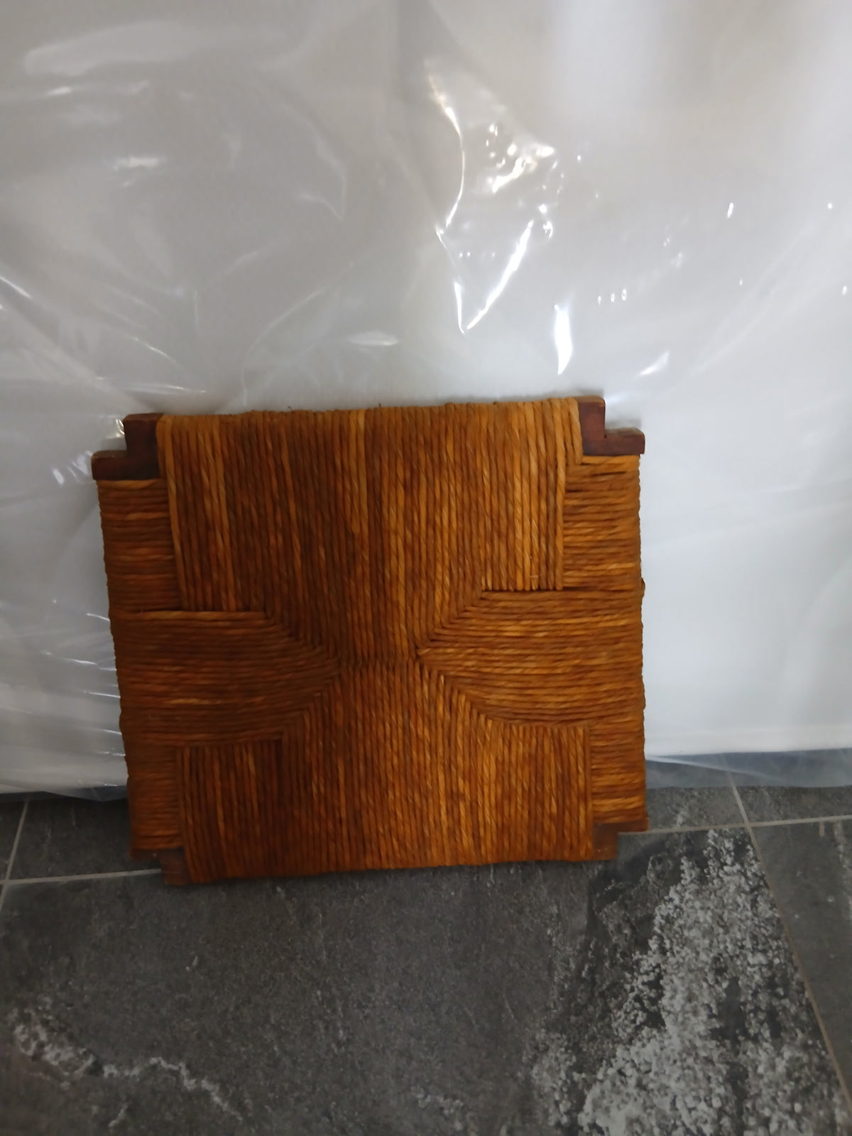 Rempaillage de chaise(sur devis)￼